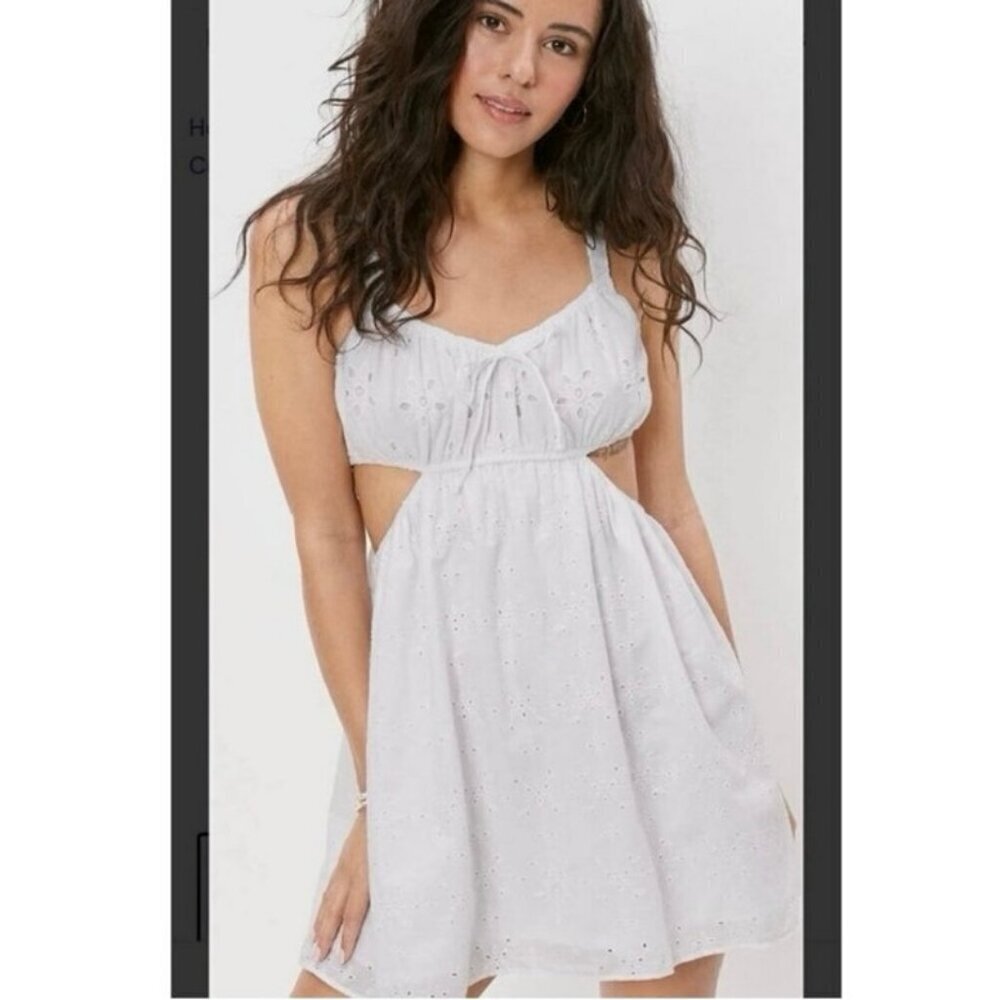 NWOT American Eagle White Eyelet Cutout Mini Dress 100% Cotton Size Medium